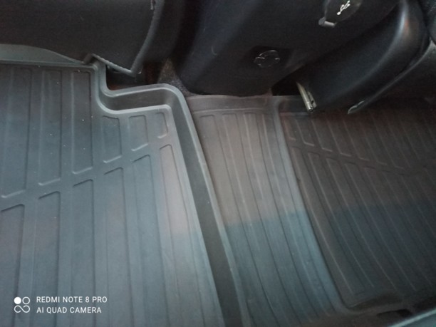 Toyota RAV4 IV (XA40) · Рестайлинг, 5 мест, 2017 г.