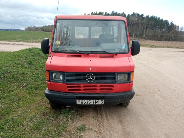 Mercedes-Benz T1 (207D-410D) 210, 1994 г.