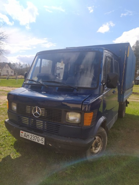 Mercedes Т1 207D - 410D 208D, 1989 г.