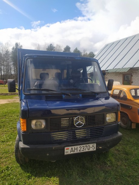 Mercedes Т1 207D - 410D 208D, 1989 г.