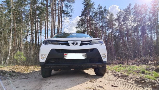 Toyota RAV4 IV (XA40) · Рестайлинг, 5 мест, 2015 г.