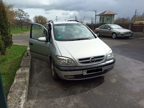Opel Zafira A, 7 мест, 2000 г.