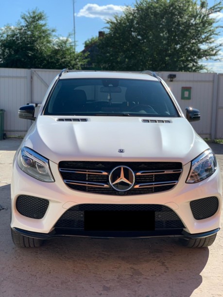 Mercedes-Benz M-Класс W166, 5 мест, 2012 г.