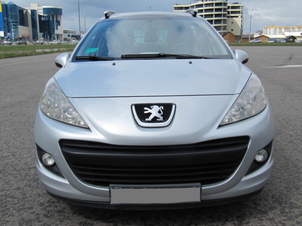 Peugeot 207 I · Рестайлинг, 2010 г.