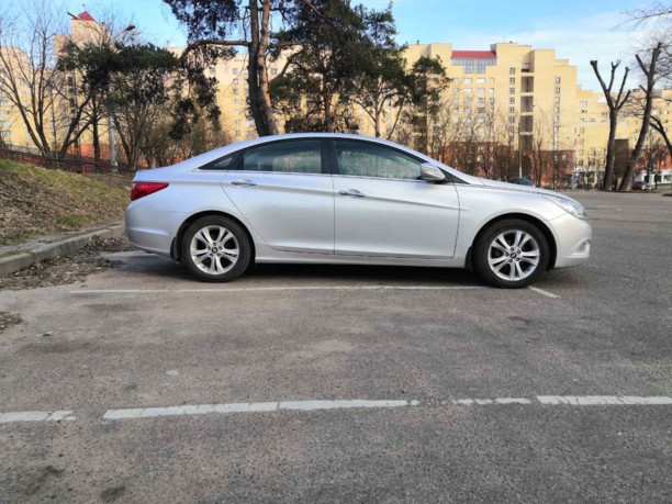 Hyundai Sonata YF, 2012 г.