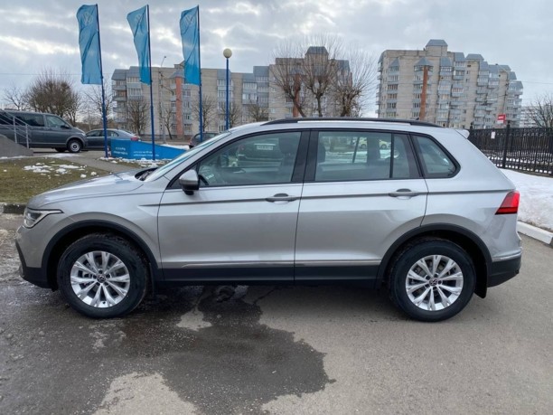 Volkswagen Tiguan II, 2021 г.