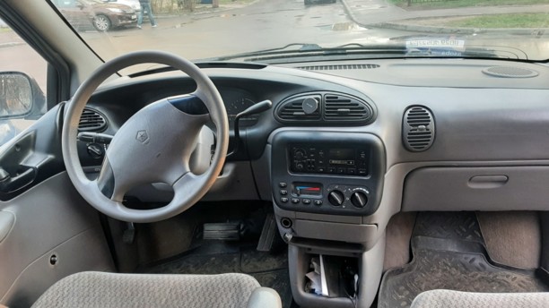 Dodge Caravan III, 7 мест, 1999 г.