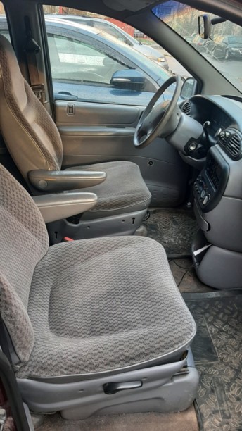 Dodge Caravan III, 7 мест, 1999 г.