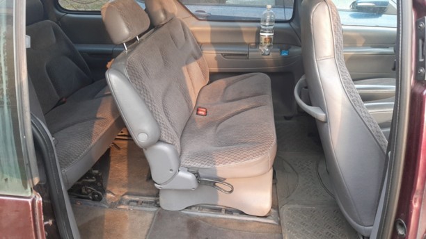 Dodge Caravan III, 7 мест, 1999 г.