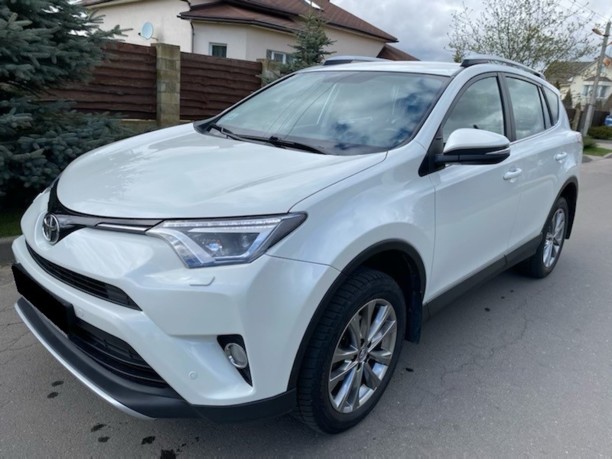 Toyota RAV4 IV (XA40) · Рестайлинг, 5 мест, 2017 г.
