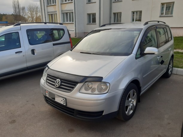 Volkswagen Touran I, 5 мест, 2004 г.
