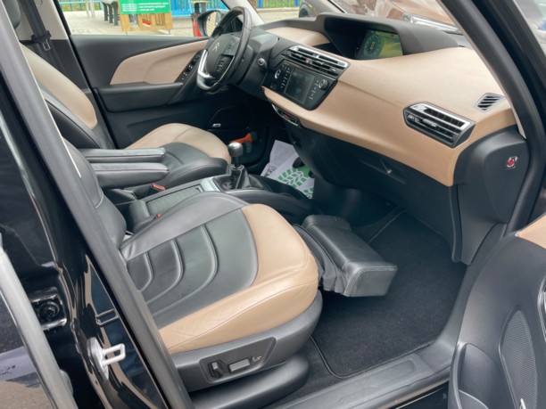 Citroen C4 Grand Picasso II, 7 мест, 2016 г.