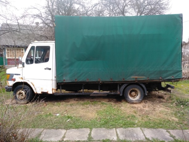 Mercedes Т1 207D - 410D, 1995 г.