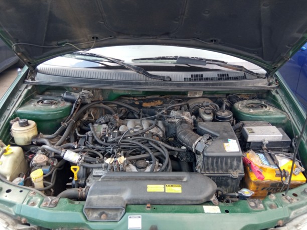 Kia Carnival I, 7 мест, 2000 г.