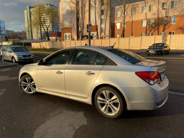 Chevrolet Cruze J300, 2011 г.