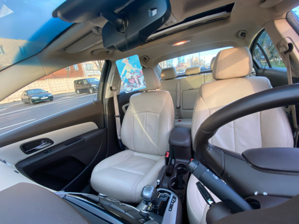Chevrolet Cruze J300, 2011 г.