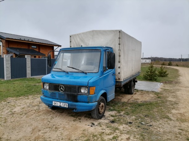 Mercedes Т1 207D - 410D Т1 409, 1987 г.