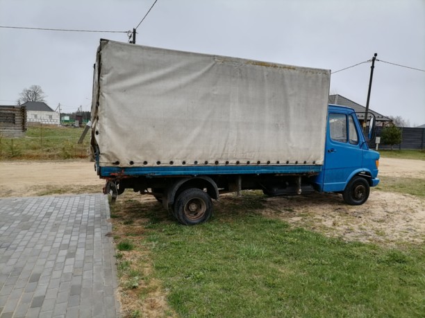 Mercedes Т1 207D - 410D Т1 409, 1987 г.