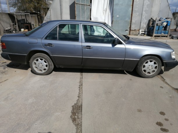 Mercedes-Benz E-Класс W124, S124, C124, A124, 1993 г.