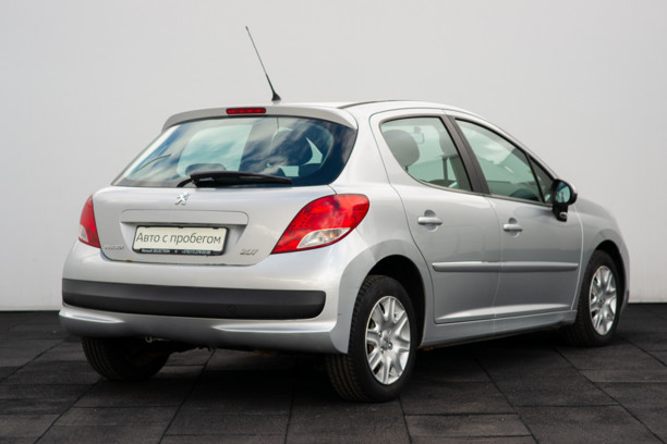 Peugeot 207 I · Рестайлинг, 2011 г.
