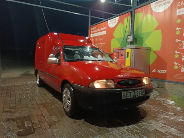 Ford Courier II, 2000 г.