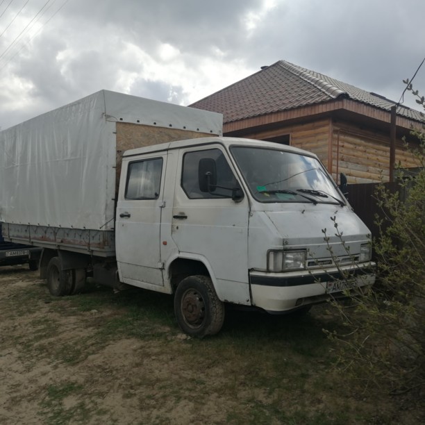 Nissan Trade, 1995 г.