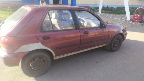 Mazda 121 III, 1998 г.
