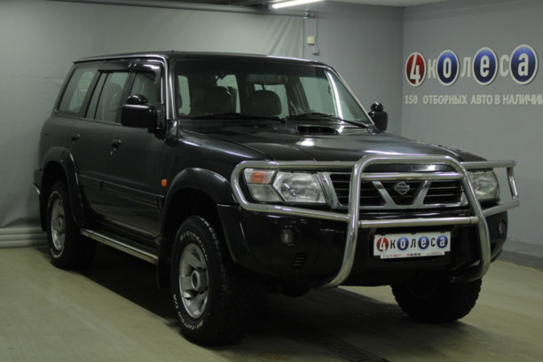 Nissan Patrol Y61, 7 мест, 2002 г.