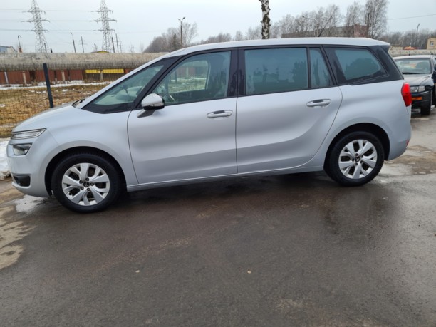 Citroen C4 Grand Picasso II, 7 мест, 2015 г.