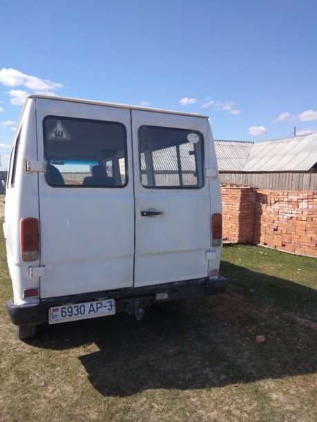 Mercedes-Benz T1 (207D-410D), 1992 г.