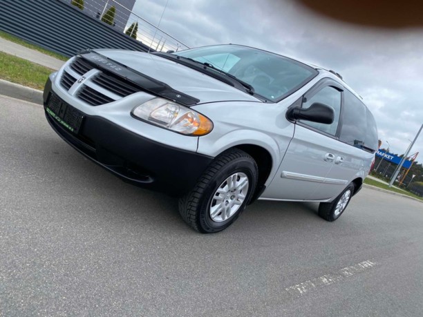 Dodge Caravan IV, 7 мест, 2005 г.