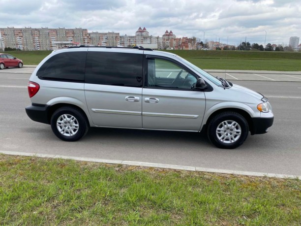 Dodge Caravan IV, 7 мест, 2005 г.