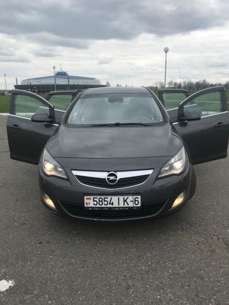 Opel Astra J, 2010 г.