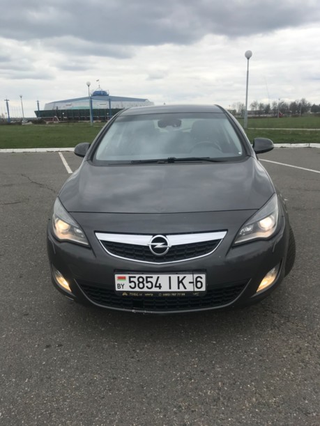 Opel Astra J, 2010 г.