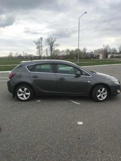 Opel Astra J, 2010 г.