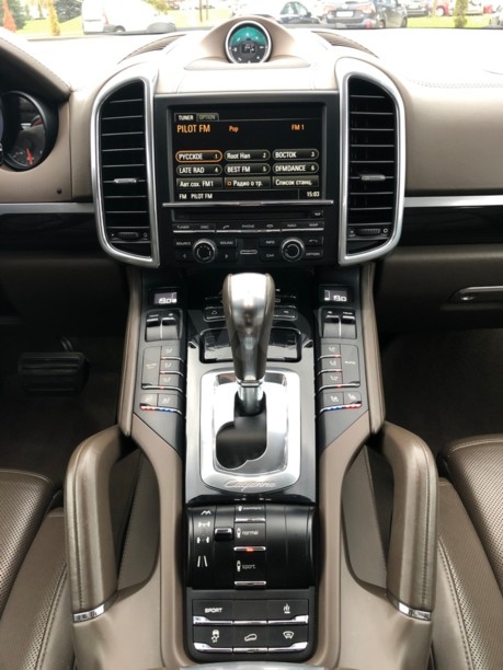 Porsche Cayenne 958, 2011 г.