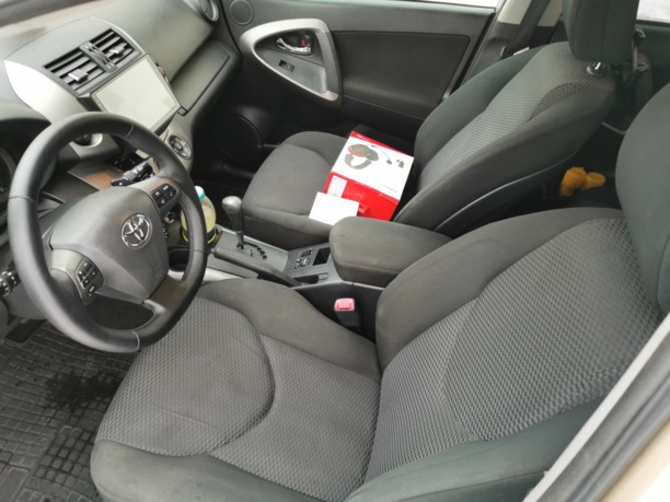 Toyota RAV4 III (XA30) · Рестайлинг, 5 мест, 2010 г.