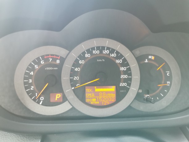 Toyota RAV4 III (XA30) · Рестайлинг, 5 мест, 2010 г.