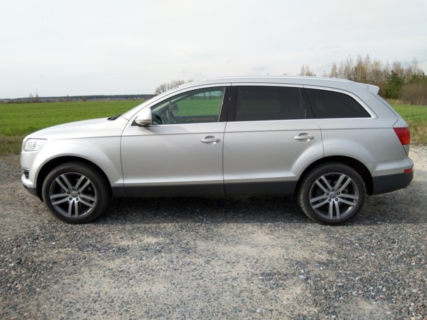 Audi Q7 4L, 7 мест, 2009 г.