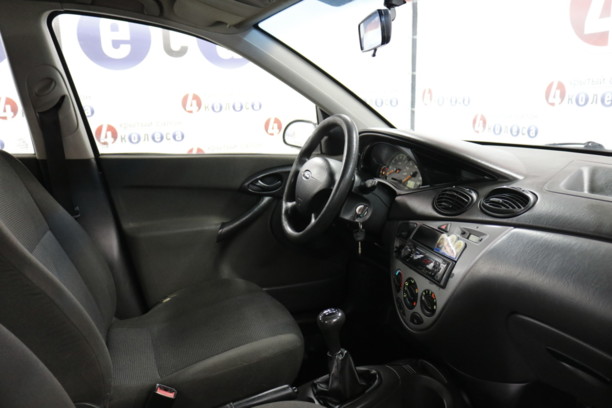 Ford Focus I · Рестайлинг, 2004 г.