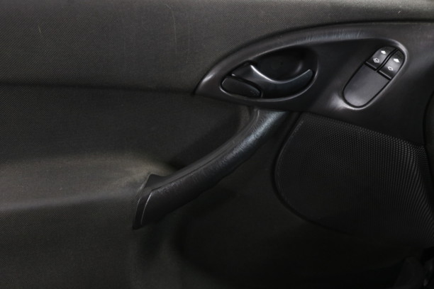 Ford Focus I · Рестайлинг, 2004 г.
