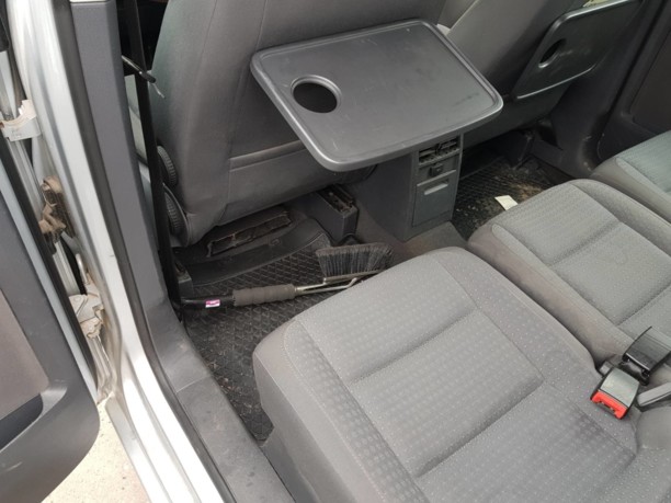 Volkswagen Touran I, 7 мест, 2005 г.