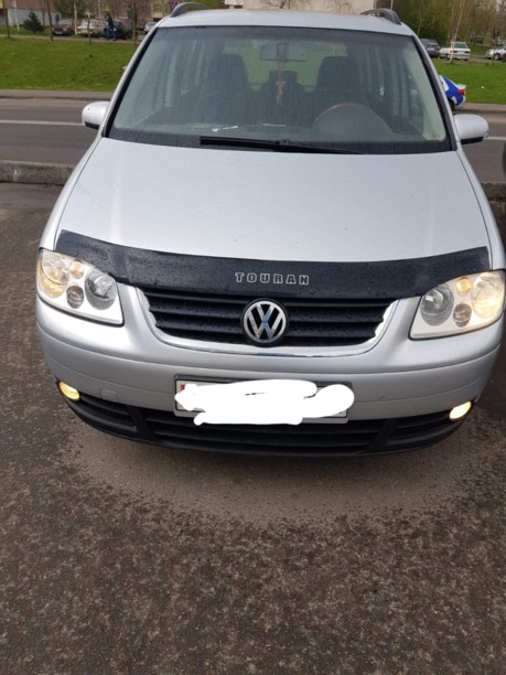Volkswagen Touran I, 7 мест, 2005 г.