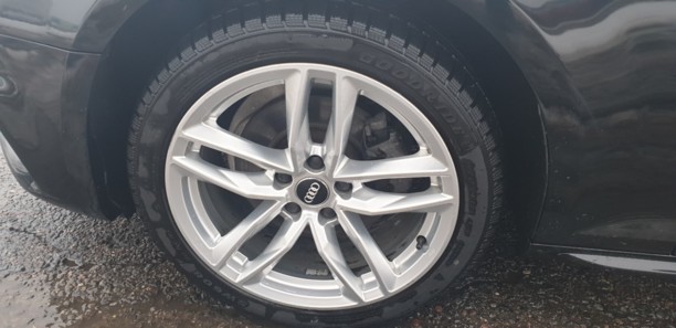 Audi A4 B9, 2016 г.