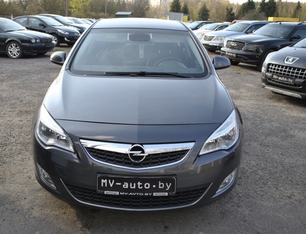 Opel Astra J, 2011 г.
