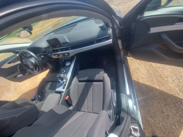 Audi A4 B9, 2016 г.