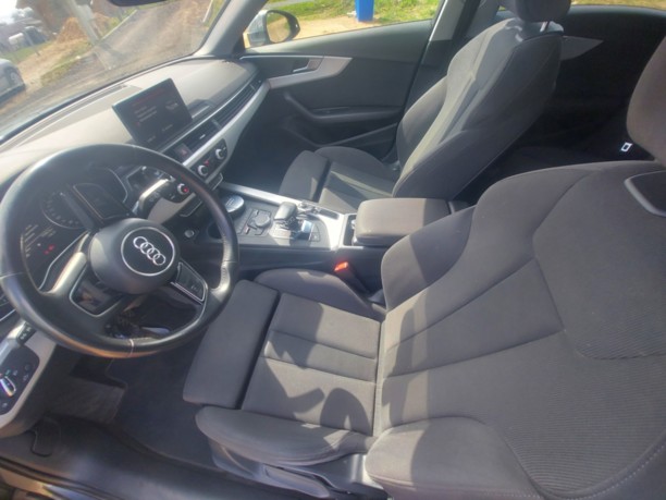 Audi A4 B9, 2016 г.