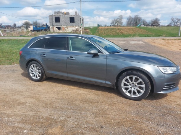 Audi A4 B9, 2016 г.