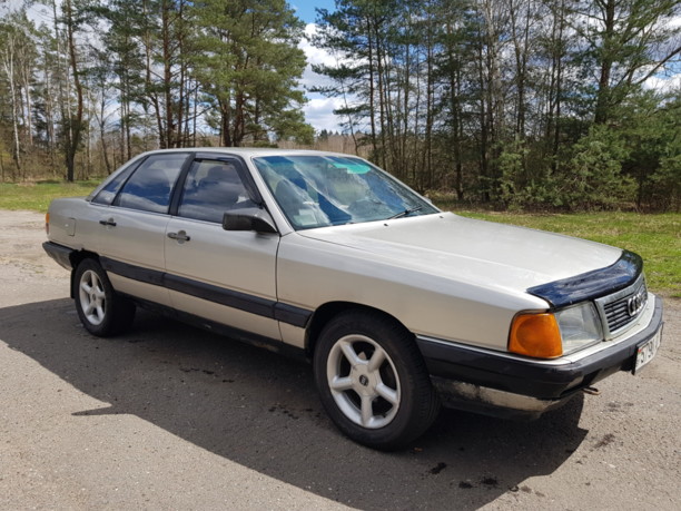 Audi 100 С3, 1983 г.