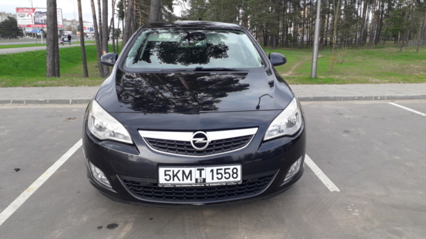 Opel Astra J, 2010 г.